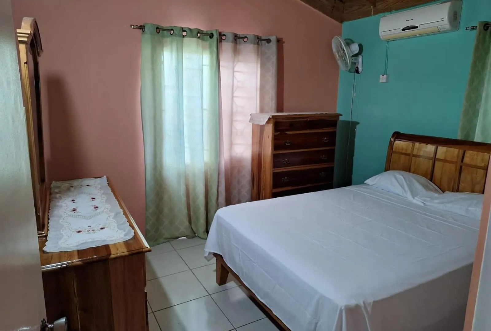 Ferienhaus Aldae Inn Montego Bay Jamaika